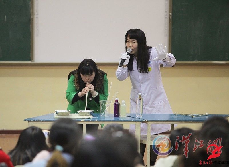 17日襄报学堂在晨光小学开班了